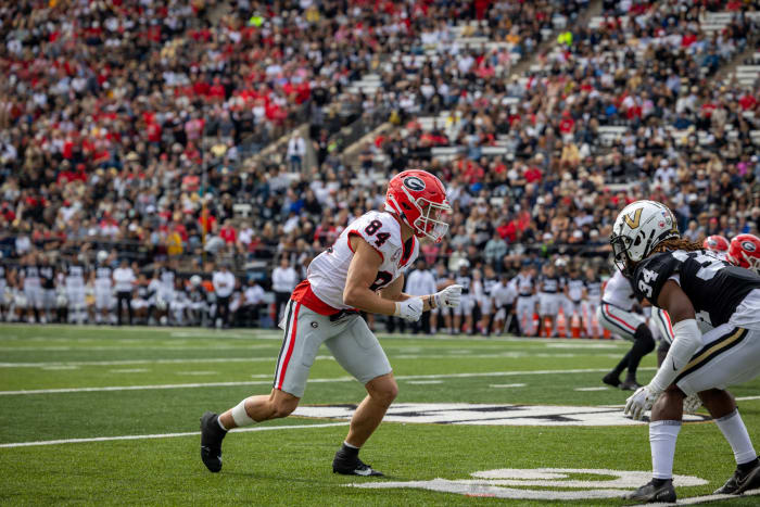 WR Ladd McConkey bursts out of his stance versus a Vanderbilt DB.